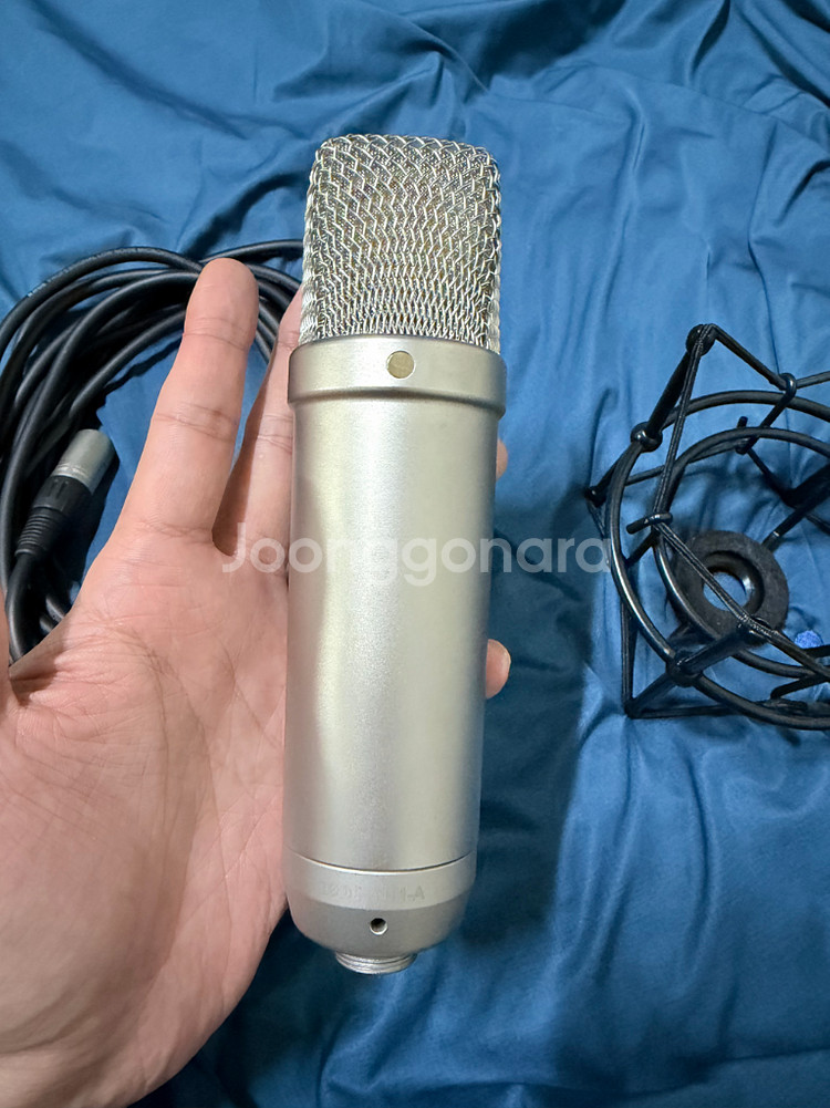 RODE NT1-A 콘덴서 마이크 팝니다--1
