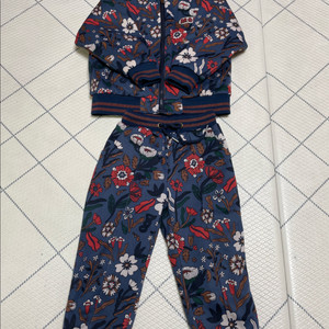 리미떼두두 플로럴 패턴 상하복 세트