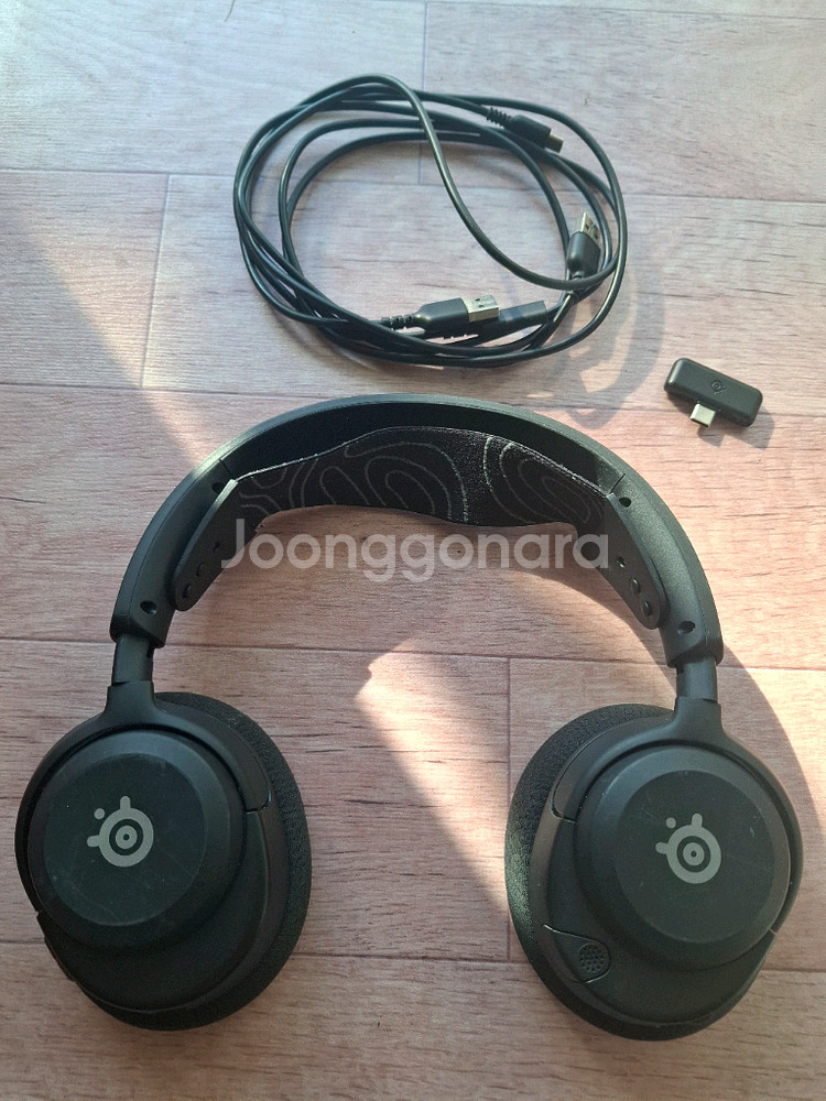 아크티스 노바 5 arctis nova 5 무선 게이밍 헤드셋 팝니다--3