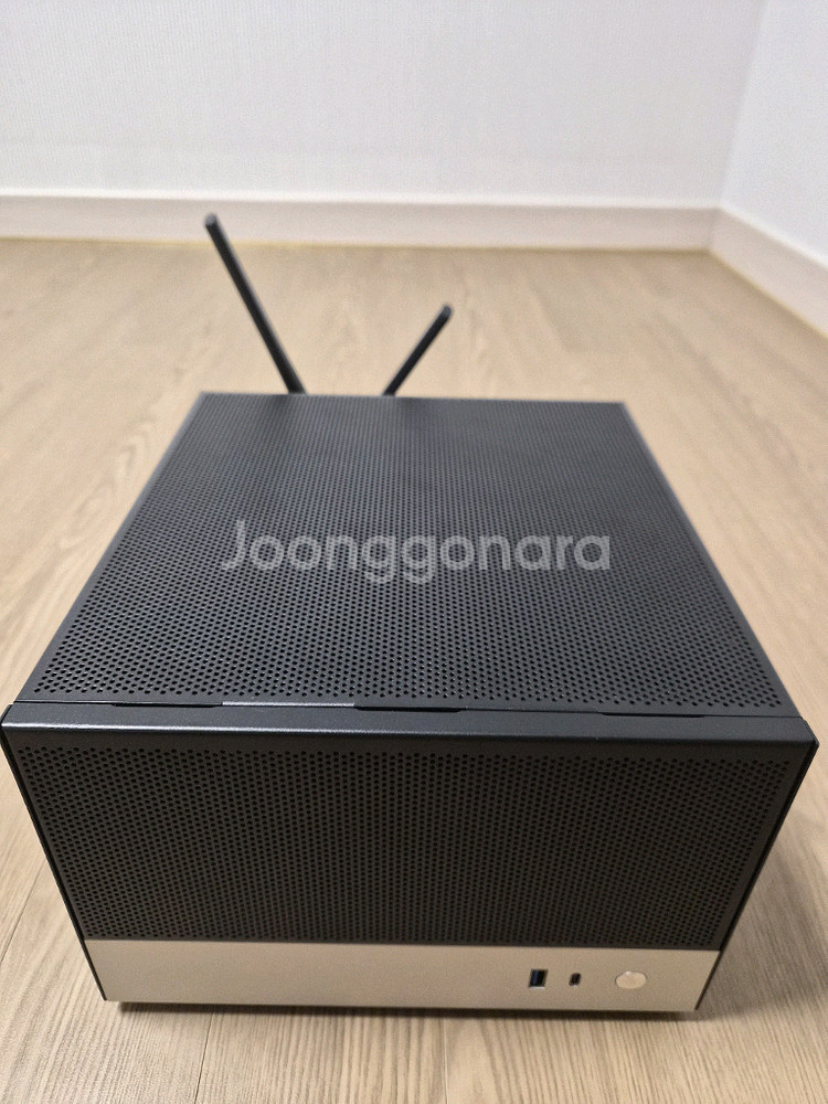 미니 M-ATX i9-13900HK ES버전 64GB 팝니다.--0