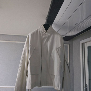 [거의 새것] 솔리드옴므 포켓 크롭 자켓 점퍼 48