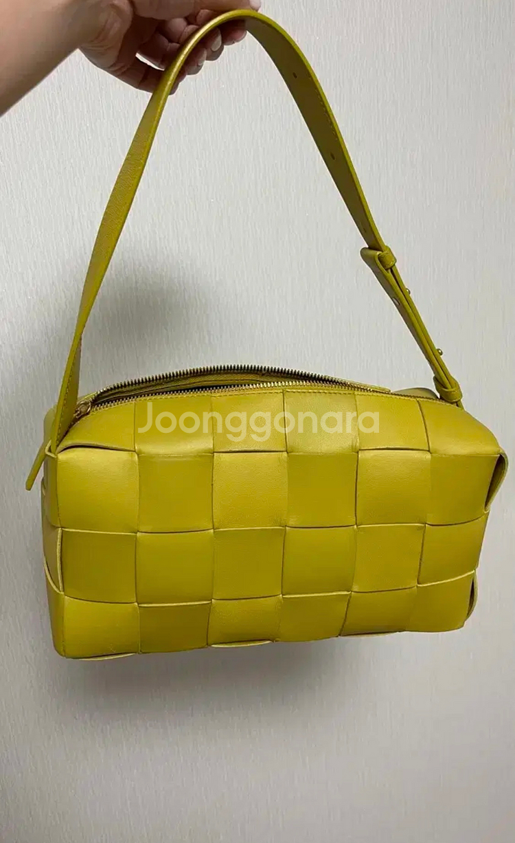 보테가베네타 브릭 카세트백--1