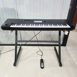 코르그 신디사이저 노틸러스 73건반