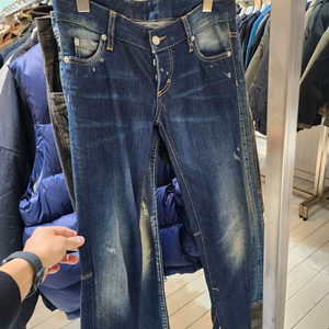 디스퀘어드 바이커 23사이즈