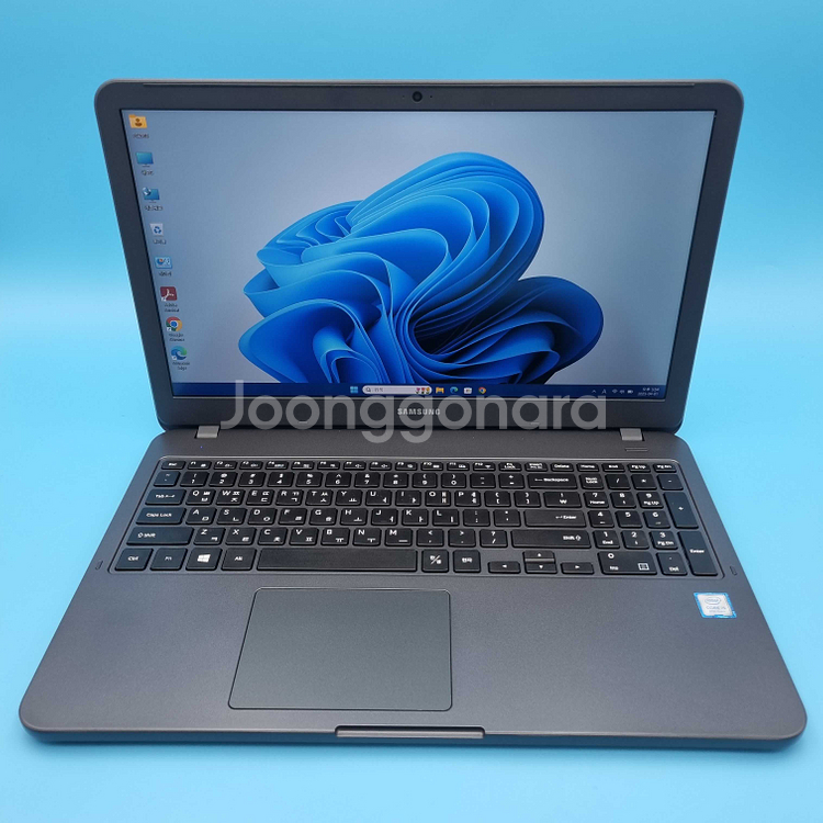 [6개월 보증] 삼성 i5 8TH RAM 16GB UHD 그래픽 756GB 대용량 15.6인치 노트북--3