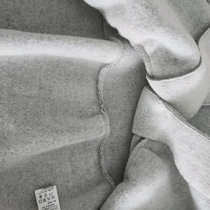 일구포 프릴울코트