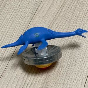 공룡메카드 공룡배틀팽이 플레시오