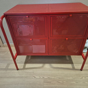 이케아 니케뷔 레드