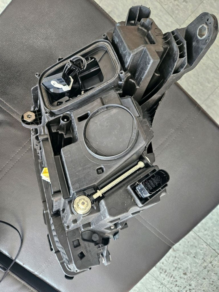 벤츠 w213 e300amg 2019 운전석 멀티빔 라이트.--3