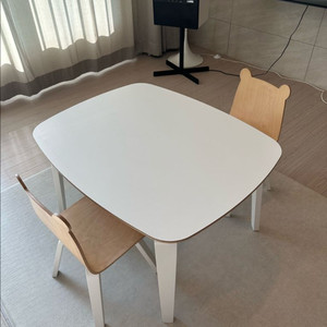 우프 oeuf 정품 아기책상 플레이테이블, 의자2개