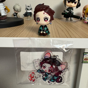 귀멸의칼날 아크릴키링 + 가챠피규어 탄지로 귀칼