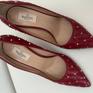 발렌티노 레더 플랫슈즈