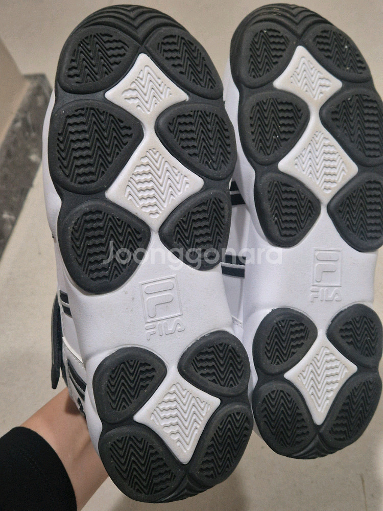 필라(휠라) 스파게티 키즈 운동화 230 (거의새상품)--2