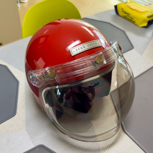 크랭크 레트로 헬멧 (CRNK Retro) 레드 M사이즈 새상품 판매