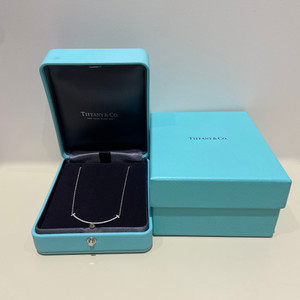 티파니 T 스마일 다이아 목걸이 18K