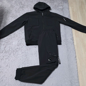 CP컴퍼니 후드 기모 트레이닝복 세트