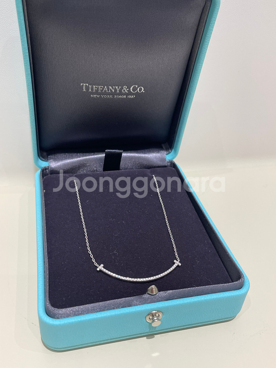 티파니 T 스마일 다이아 목걸이 18K--3