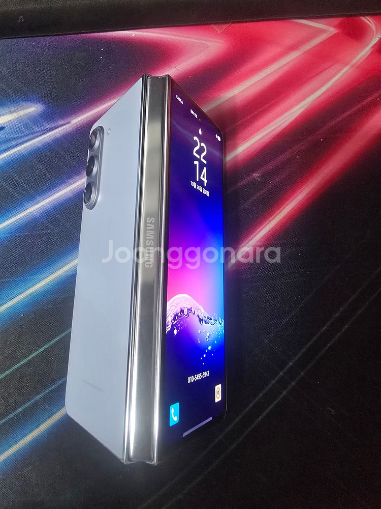 갤럭시 Z폴더5 512GB 상태최상 S--2