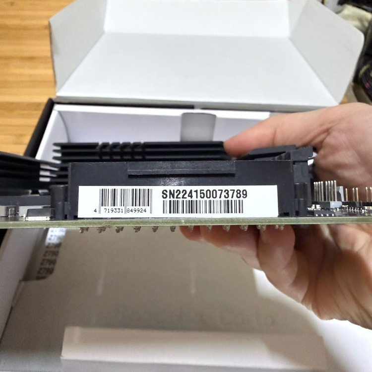 기가바이트 Z790 어로스 엘리트--4