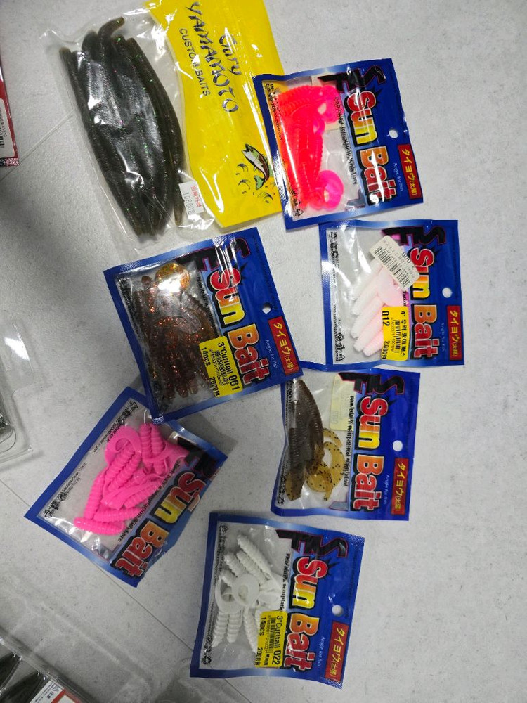 배스낚시 웜, ,지그헤드 , 훅 일괄 팝니다 이미지