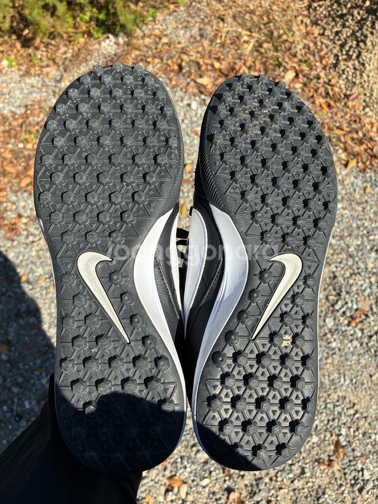 나이키 프리미어3 TF (270)--2