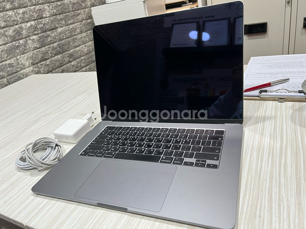 맥북에어 15인치 m2 기본형--0