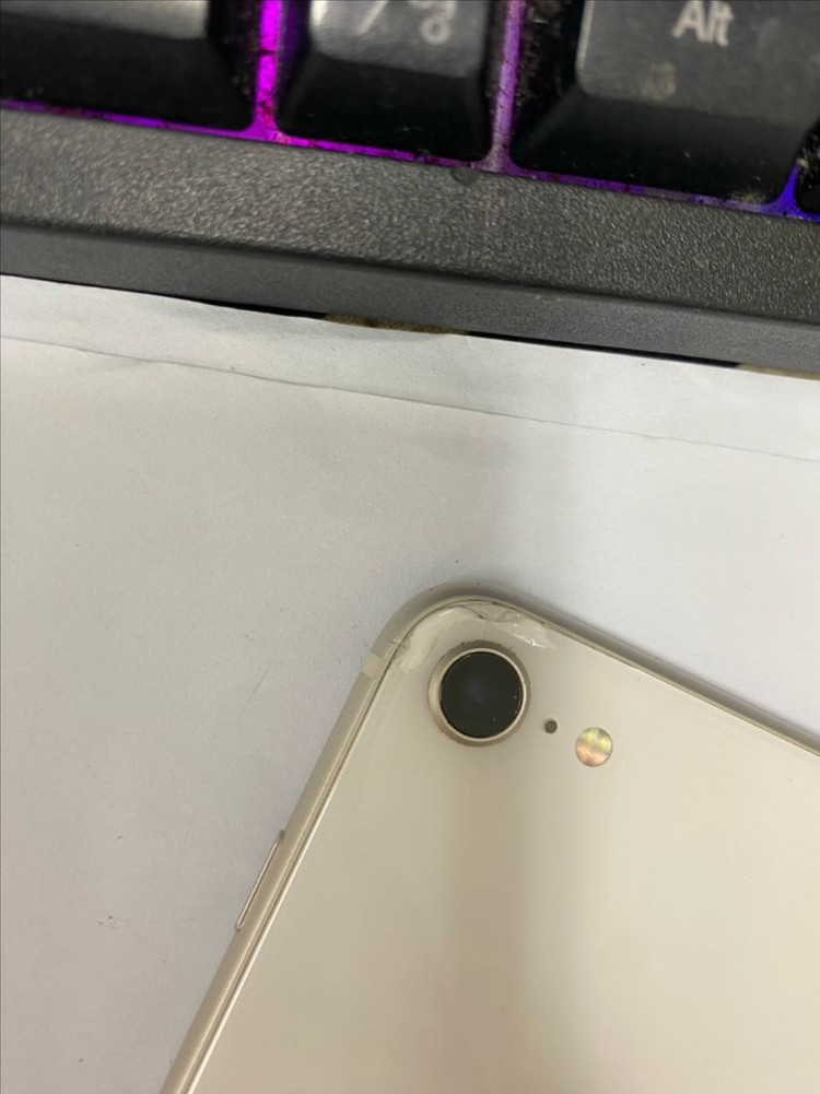 .아이폰SE3 스타라이트 외관깔끔 128GB 배터리90% 이미지