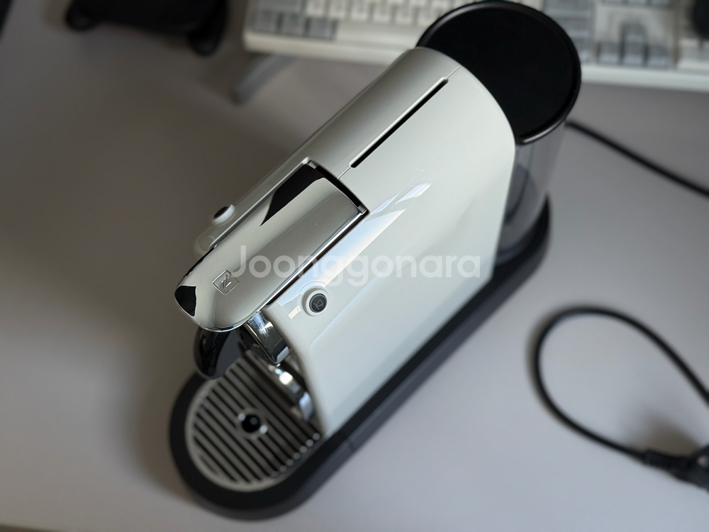 네스프레소 시티즈 에스프레소 캡슐 머신--1