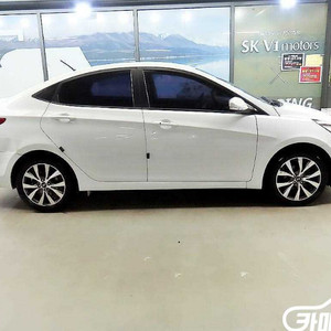 현대 엑센트신형 1.4VVT 프리미엄 판매 합니다 !!!