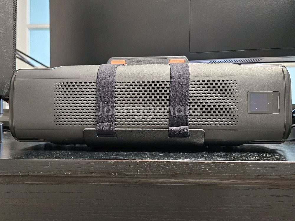 샤오미 차량용 공기청정기--0