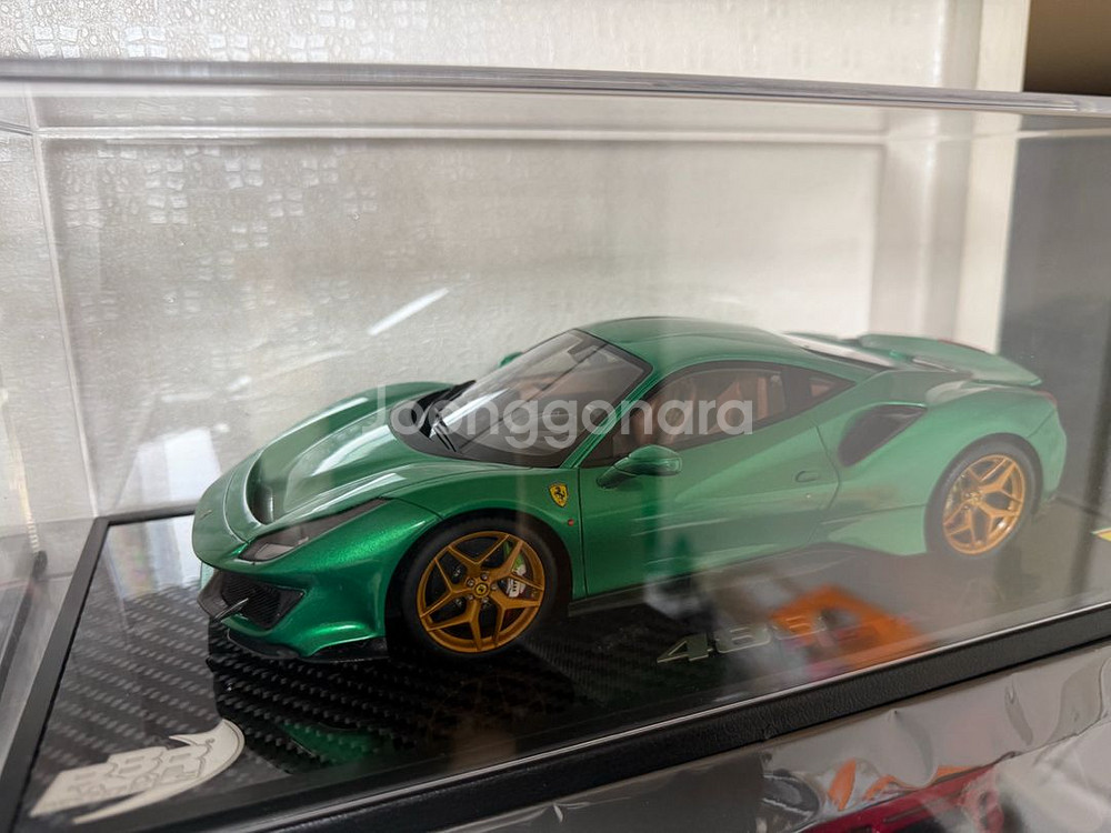 1:18 BBR 페라리 488 피스타 다이캐스트--1