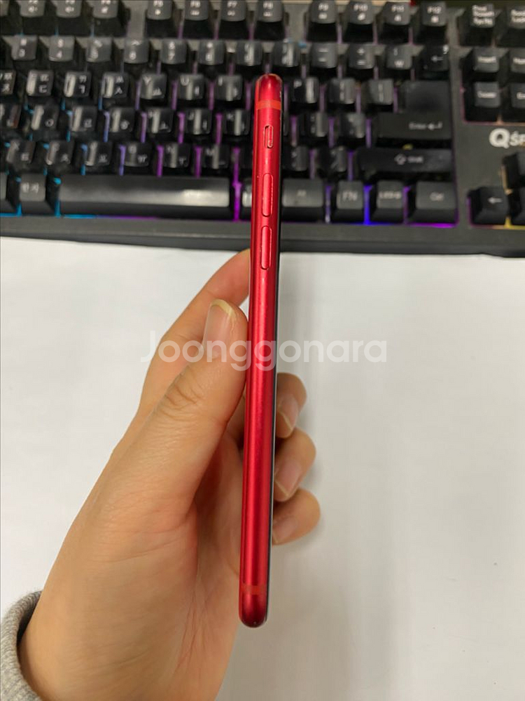 아이폰SE2 레드 A급 128GB 무잔상--4