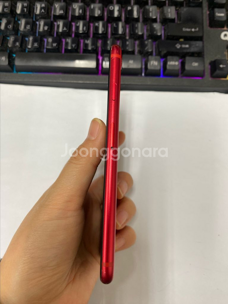 아이폰SE2 레드 A급 128GB 무잔상--5