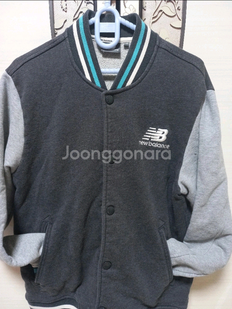 뉴발란스 바시티자켓 100--0