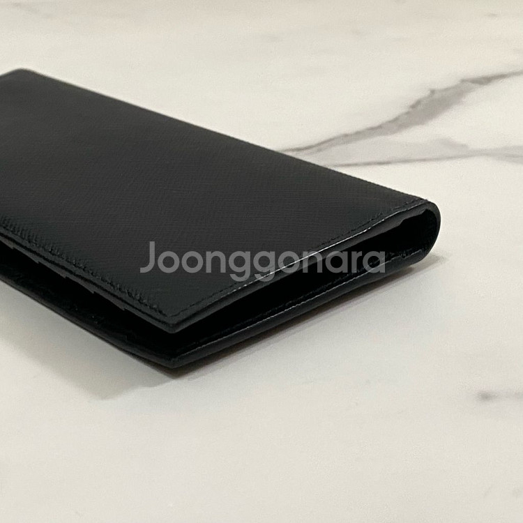 프라다 사피아노 레더 메탈로고 장지갑 블랙 2MV836--3