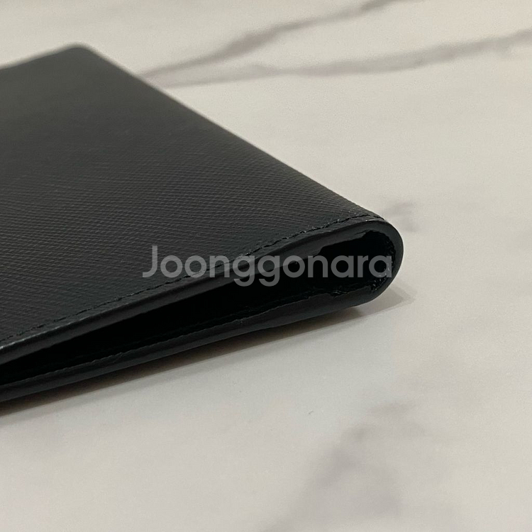 프라다 사피아노 레더 메탈로고 장지갑 블랙 2MV836--5