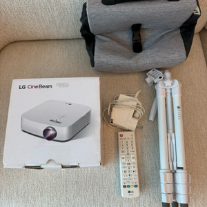 LG 시네빔 PF50KA 프로젝터(삼각대+가방)