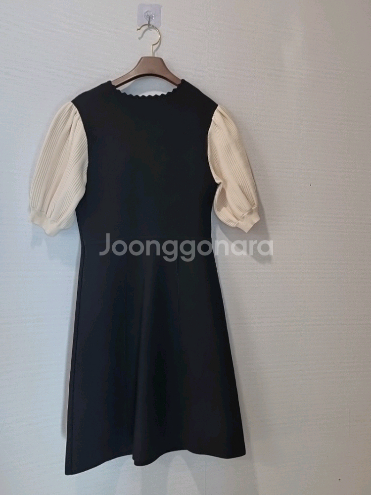 SANDRO 산드로 블핑 지수 원피스--5