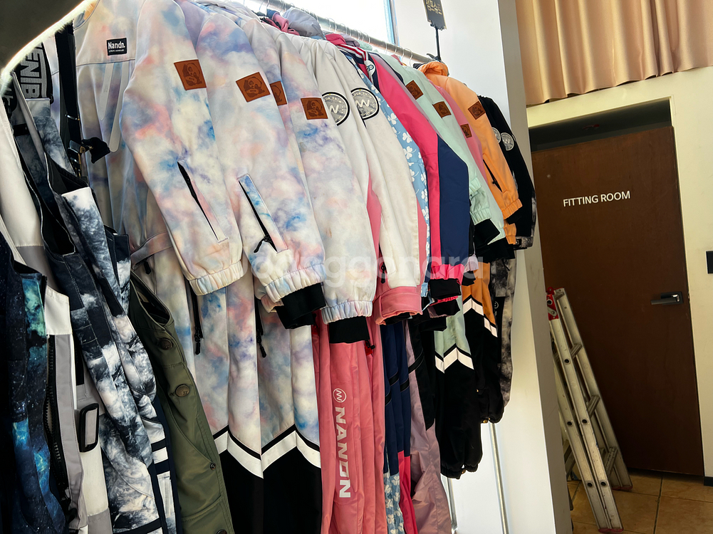 스키렌탈샵 중고 스키복 보드복 아동복 판매합니다--3