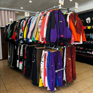 스키렌탈샵 중고 스키복 보드복 아동복 판매합니다