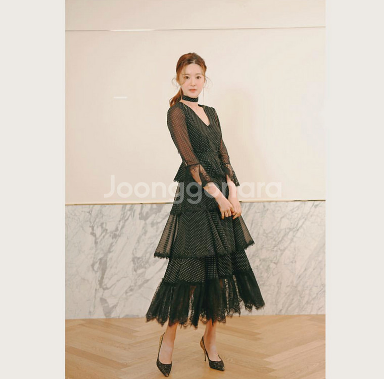 치유의옷장 파리 원피스 (새상품)--0