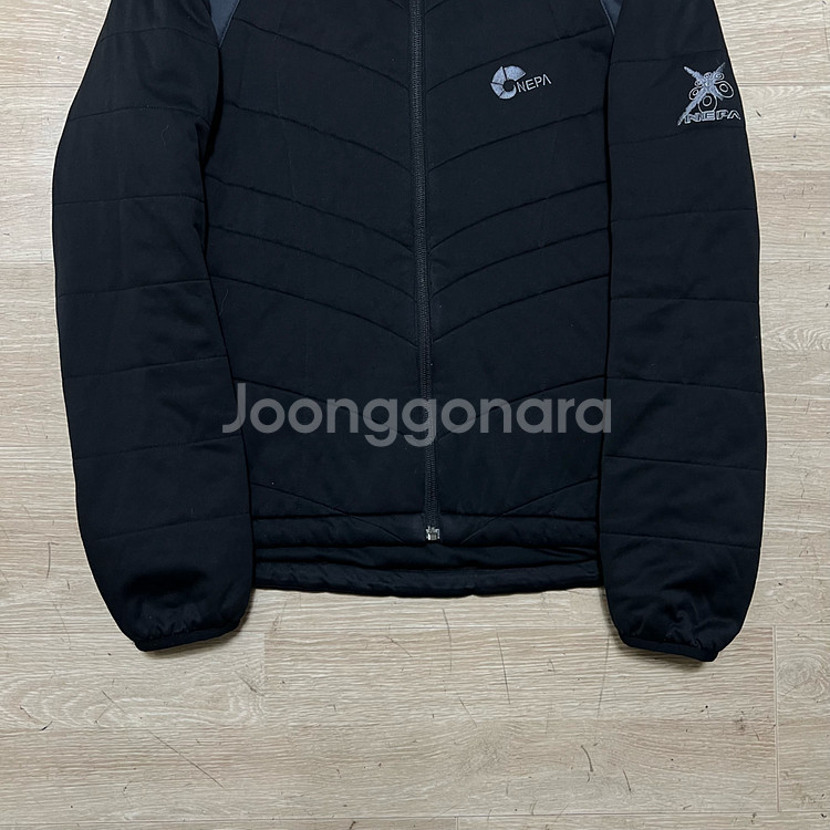 네파 산양 로고 경량패딩 점퍼 [블랙] M/95--2