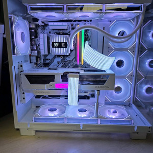 라이젠 5700X3D B350 DDR4 32G 보드셋 화이트