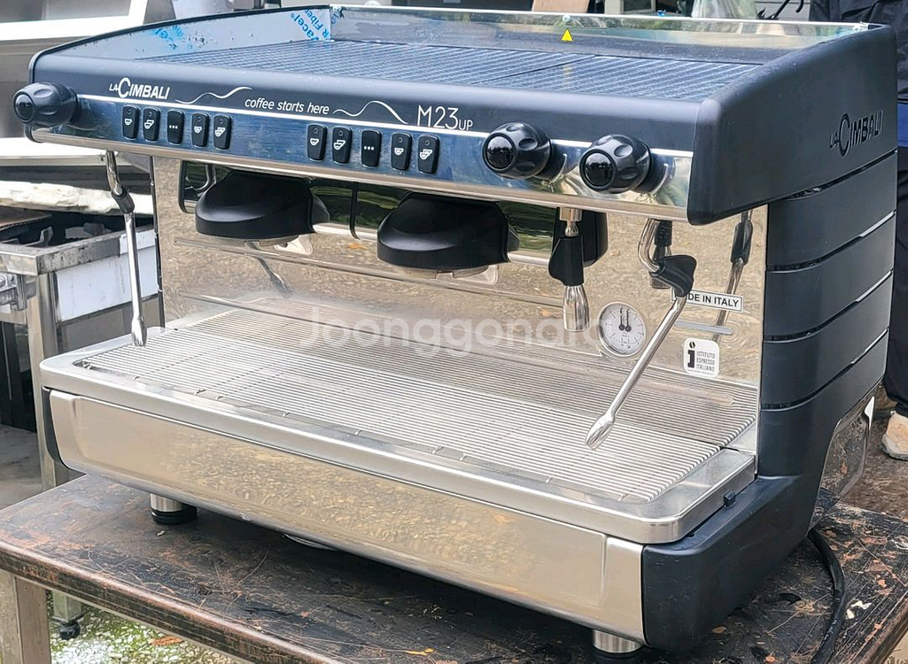 라심발리m23up커피머신 2022년식--1