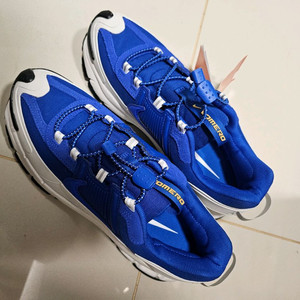 새제품 보메로 롬 블루화이트 260 275 팝니다