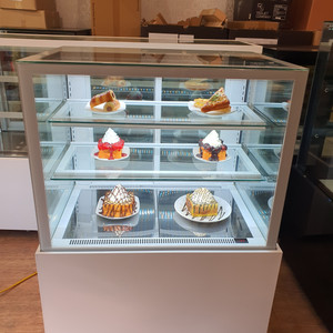 신품수준,냉장 쇼케이스,제과 쇼케이스,900 쇼케이스