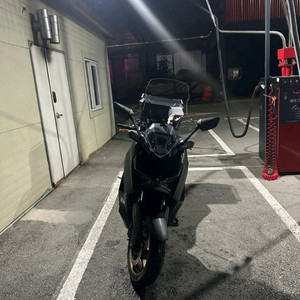 야마하 XMAX 300 (엑스맥스300) 이미지