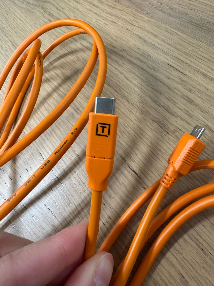 테더툴즈 USB-C 마이크로B 케이블 이미지