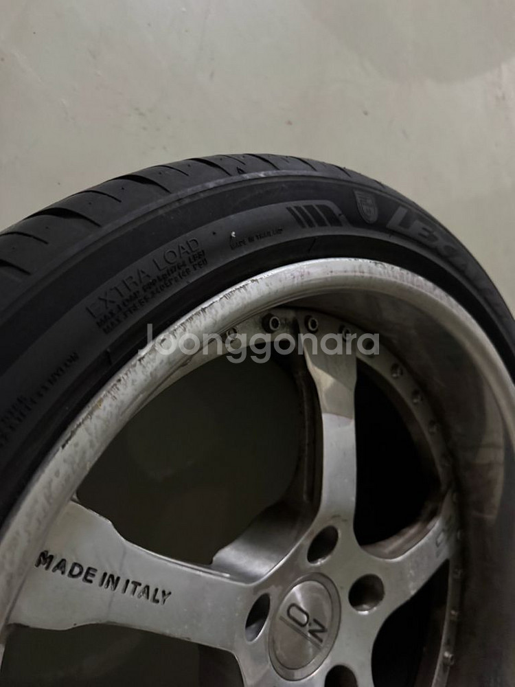19인치 bmw 전용 오즈라파엘로 휠 타이어 팝니다.--2
