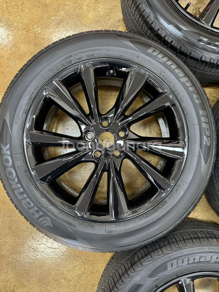 더 뉴 카니발 19인치 순정휠타이어 팝니다--3